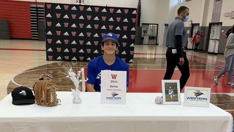 Serna signs to play college ball at Western Texas College