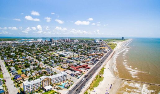 Annual Beaches Report Shows High Levels of Fecal Bacteria at Popular Texas Beaches