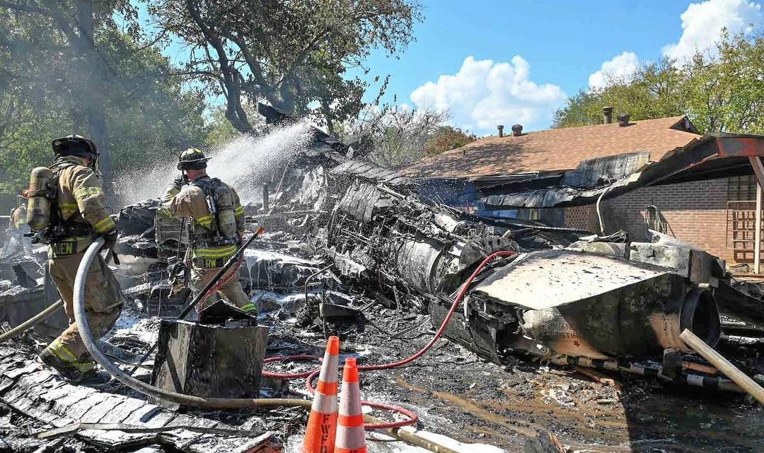 US Navy Jet Crashes in Lake Worth Neighborhood after Pilots Eject