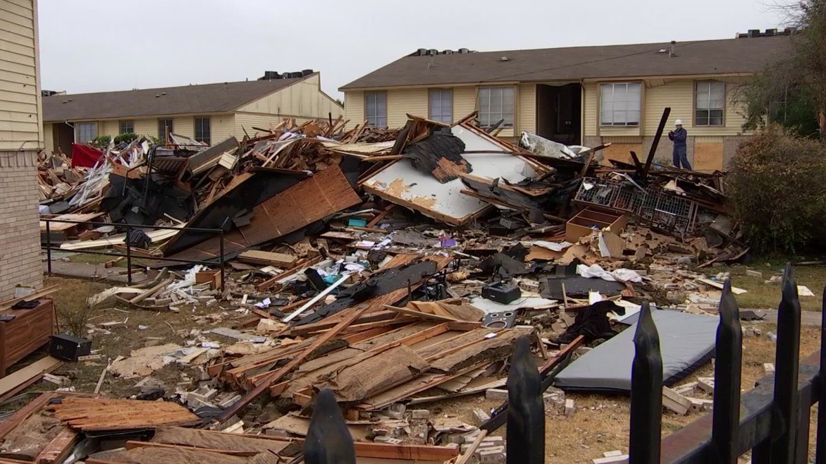 Dallas-apartment-building-demolished-after-explosion-NBC-5-Dallas-Fort