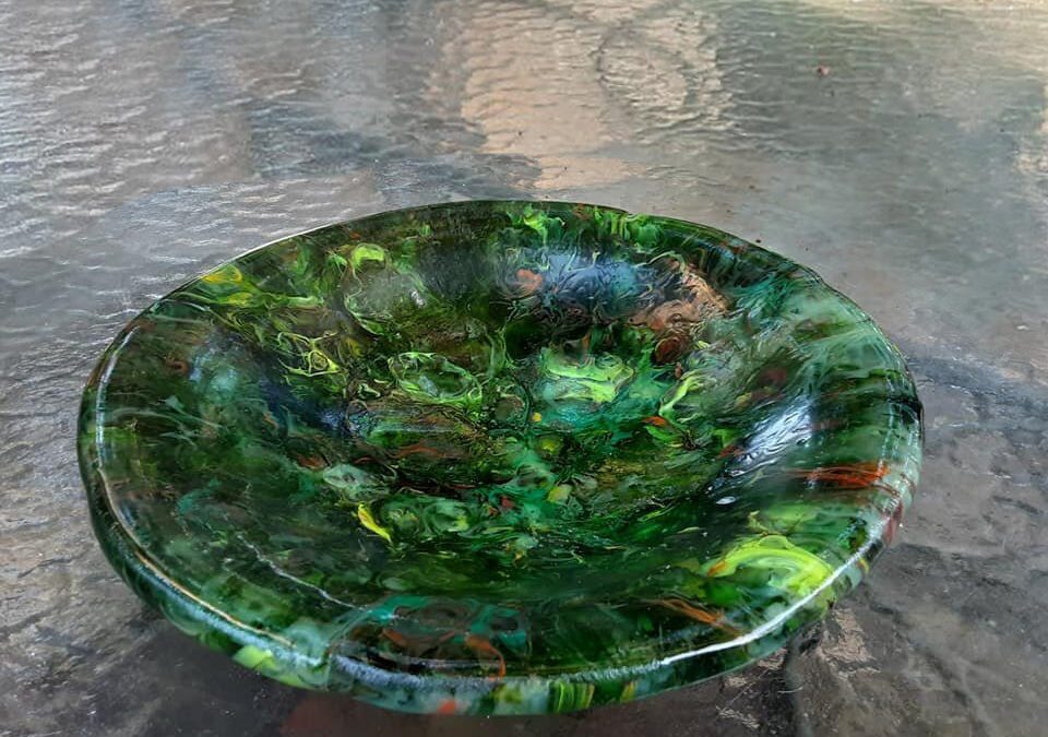 Artist Uses Glass to Bounce Back from Chemo, Starts Art Business