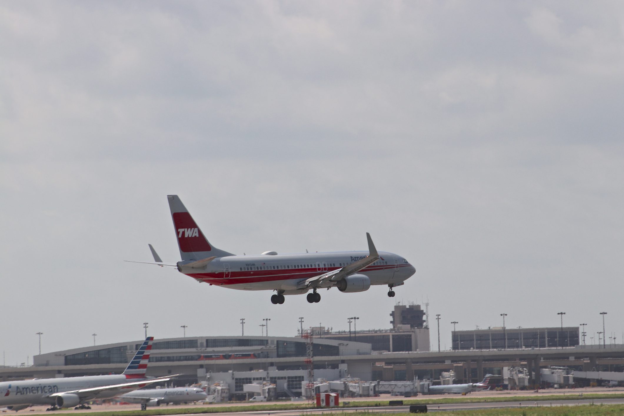 American Airlines airplane with TWA Heritage Livery