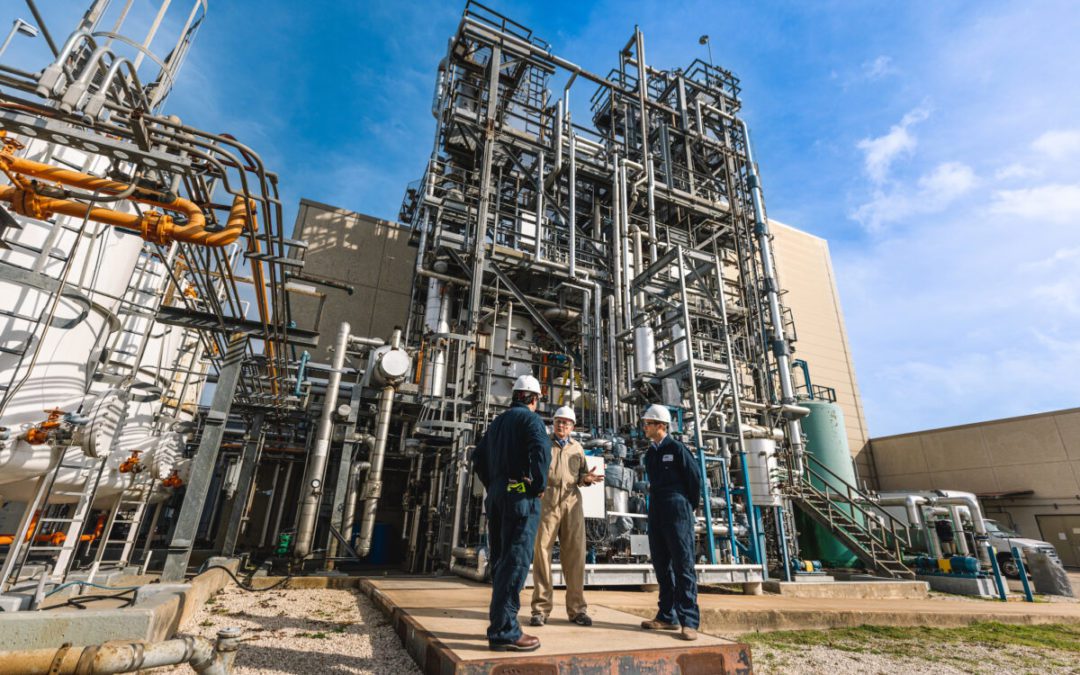 UT Austin Teams with Honeywell for Carbon-Capture Project 