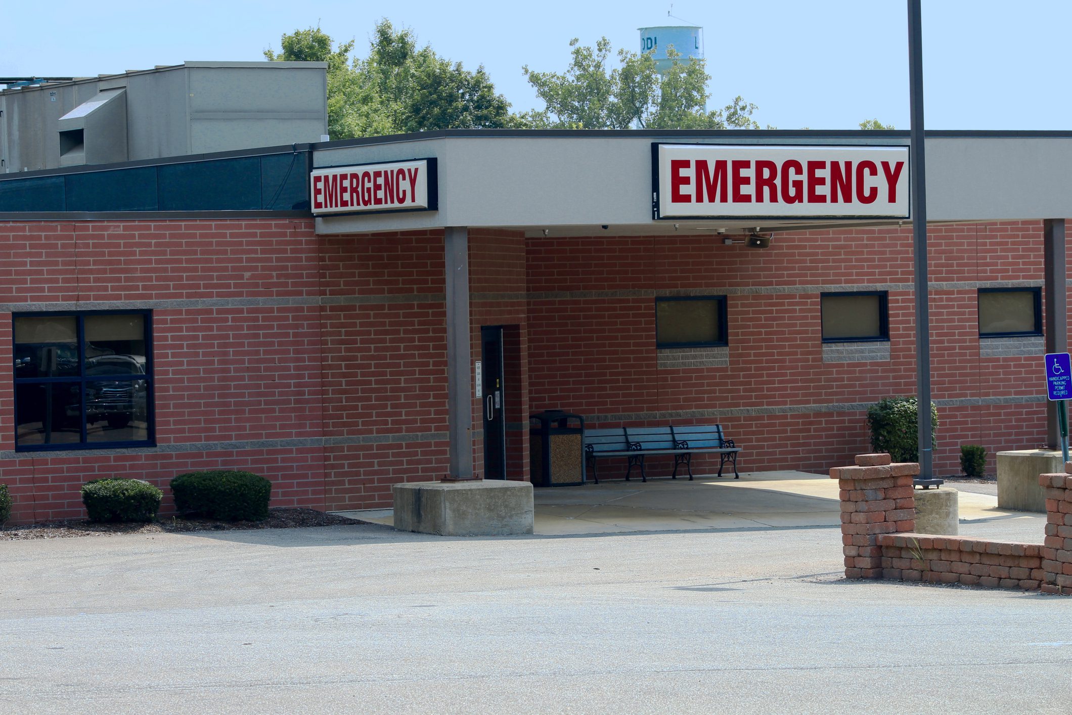 emergency room exterior