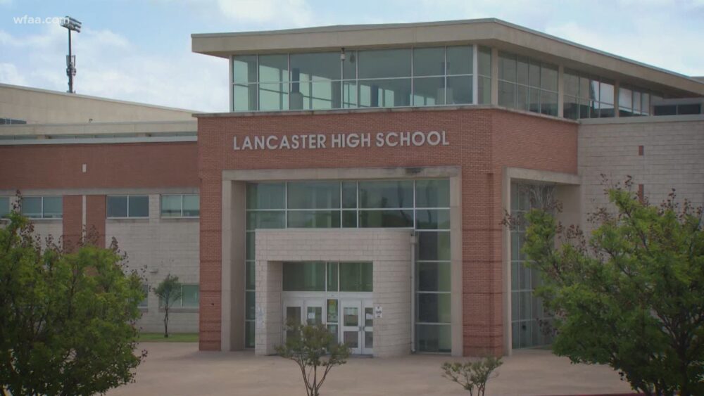 Lancaster ISD to Resume Spring Semester with Virtual Classes