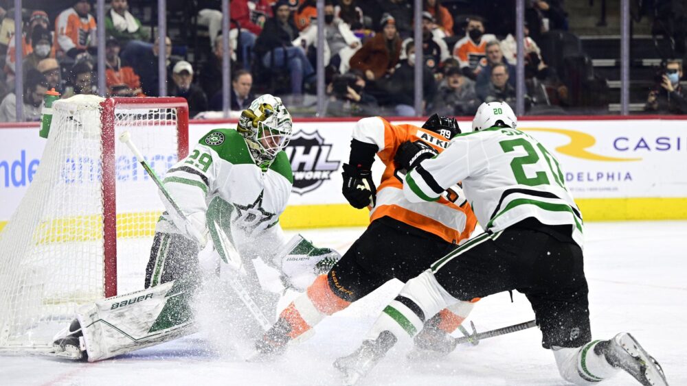 Dallas Stars Defeat Flyers in Philly with 3rd Period Goals