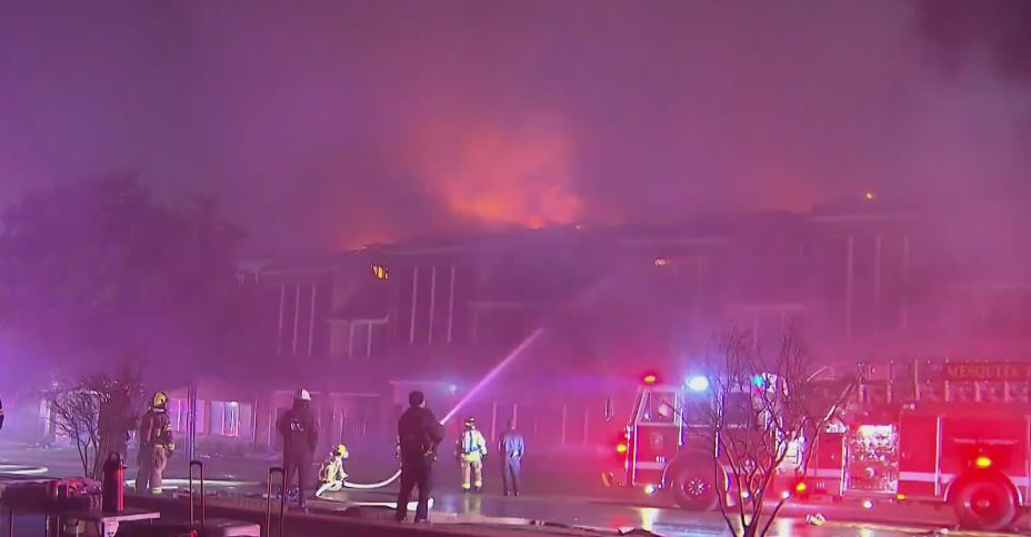 Oxygen Tank Explodes, Causes Mesquite Apartment Fire