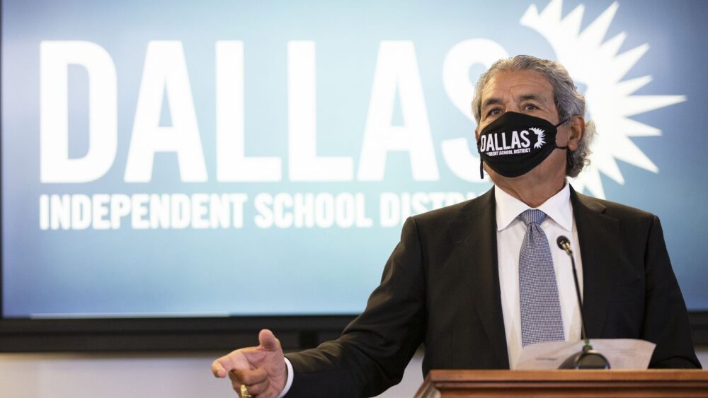 Dallas ISD Superintendent Resigns after 13 Collective Years 