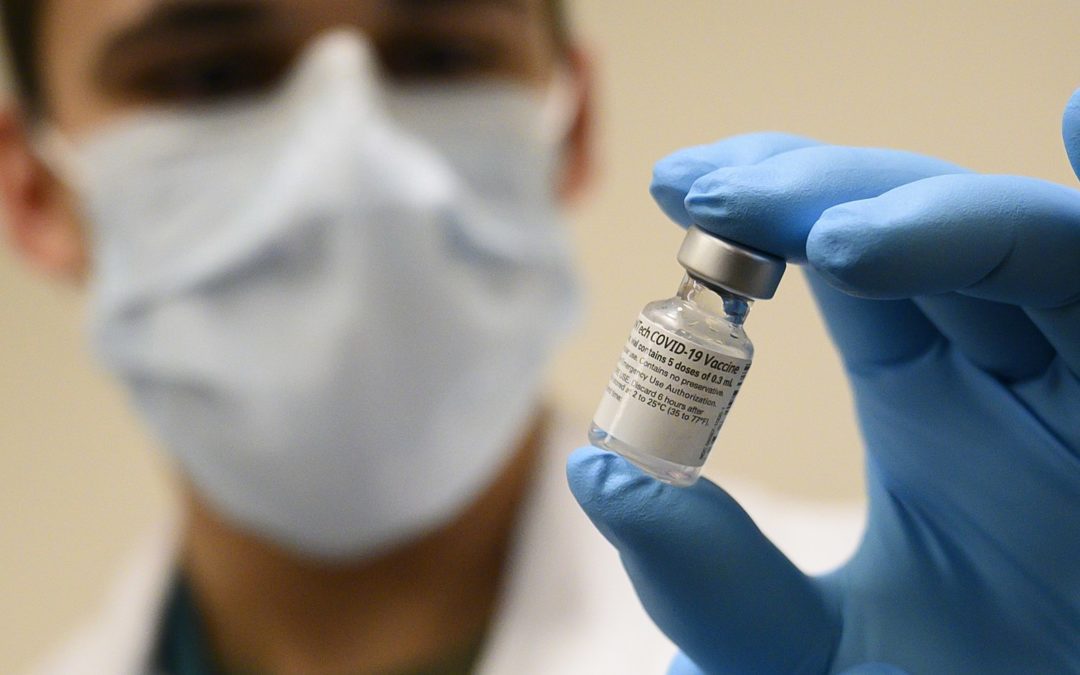 La prueba de la vacunación contra el COVID-19 ahora debe presentarse en las fronteras de EE. UU.