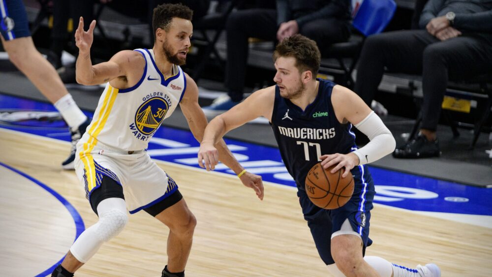 Mavericks Lose in a Blowout to the Golden State Warriors