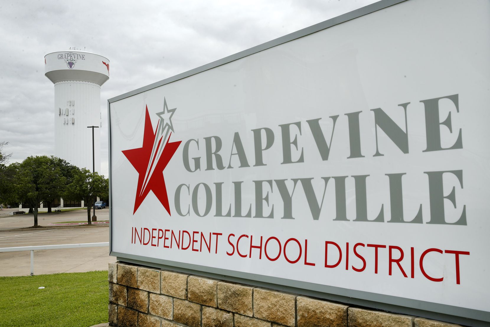 The latest COVID-19 surge caused by the omicron variant has caused a substitute teacher shortage in Grapevine-Colleyville Independent School District.