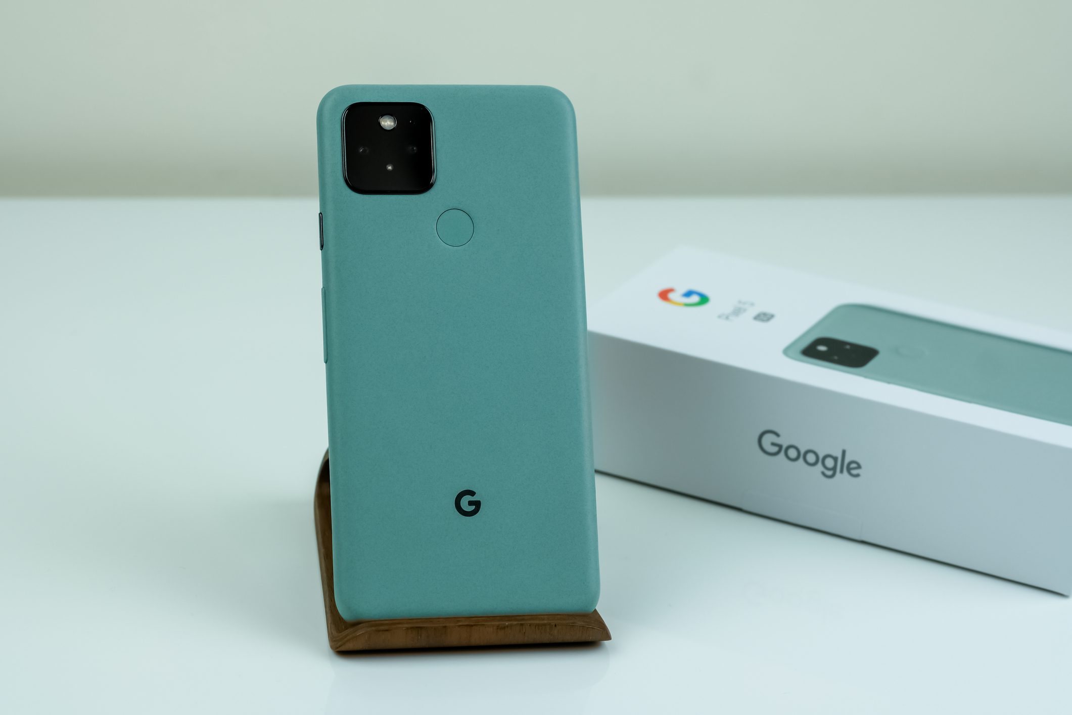 Google Pixel 5 in Sorta Sage color