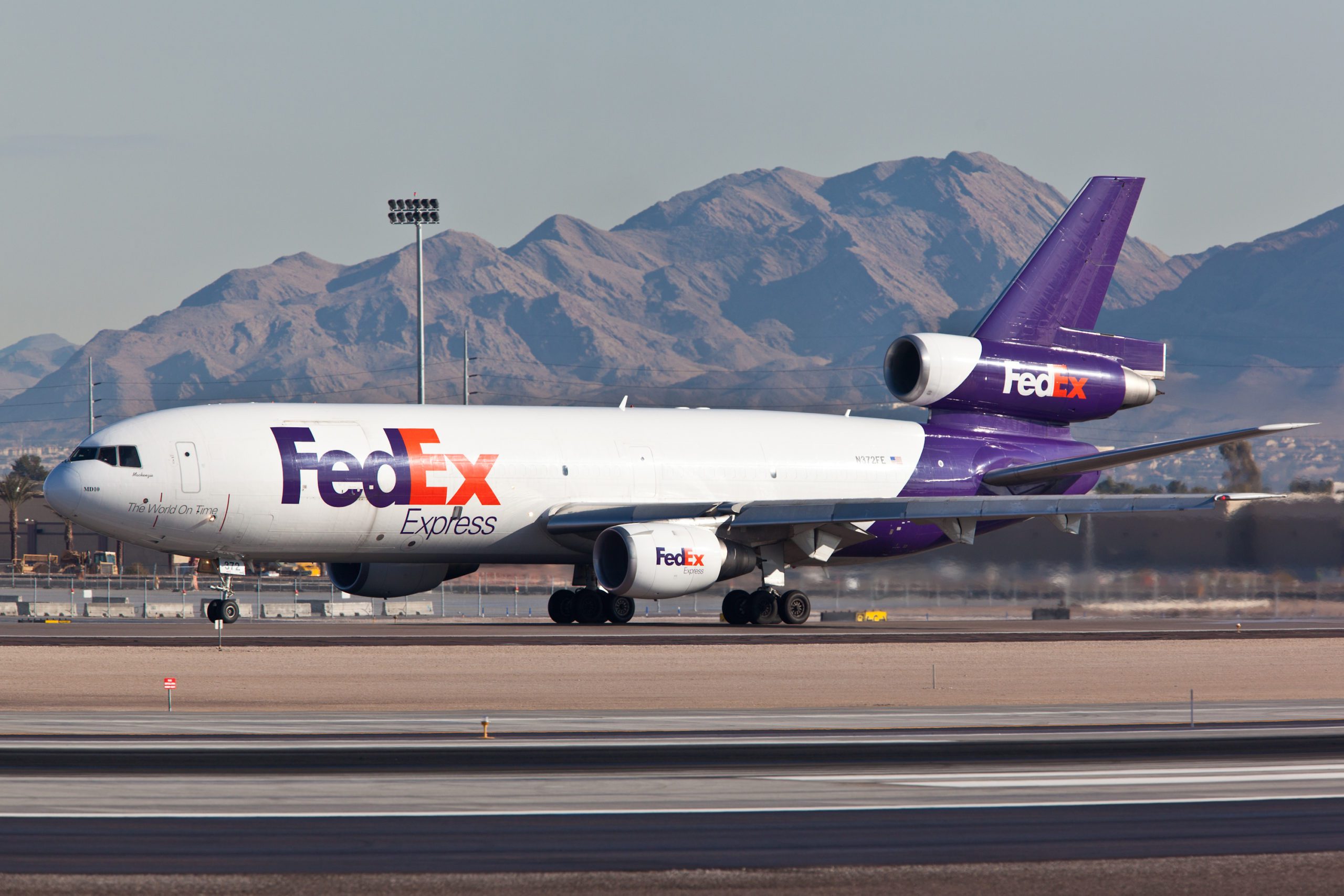 FedEx Express DC-10