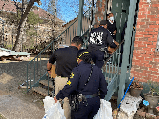 DPD and Trusted World Collaborate to Help Impoverished Dallas Families