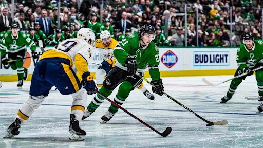 Stars ‘Fight for Every Inch of the Ice,’ Outmaneuver Predators 4-3