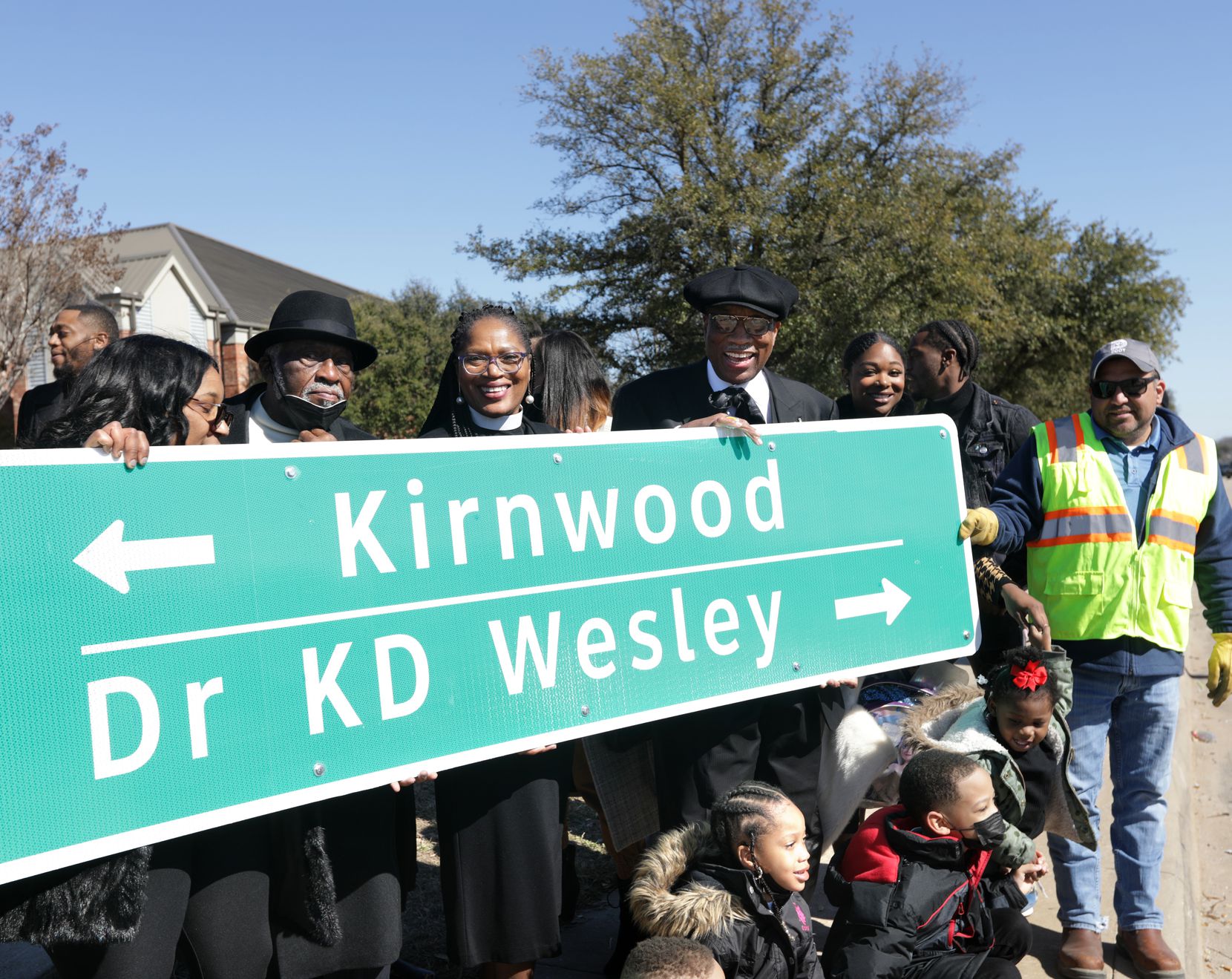La iglesia celebra el cambio de nombre de la calle en honor al difunto pastor, Dr. Wesley