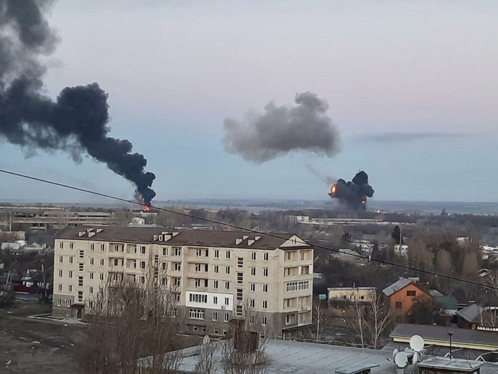 Ukraine Under Fire from Russia, 40 Deaths Already Reported