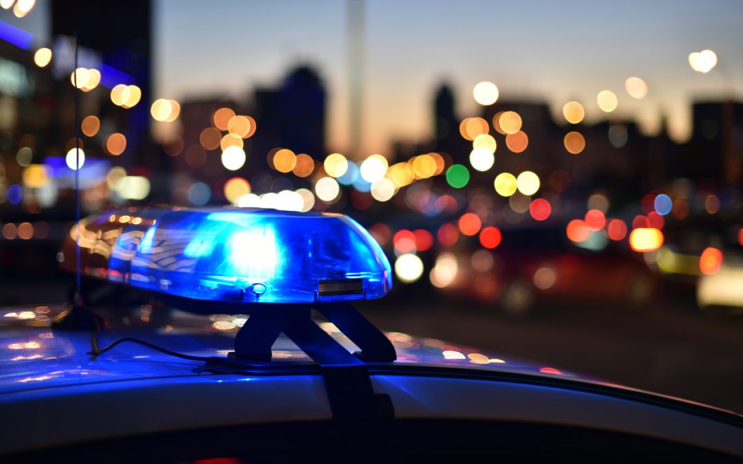 Oficial de policía arrestado por presuntamente conducir un coche de policía en estado de ebriedad