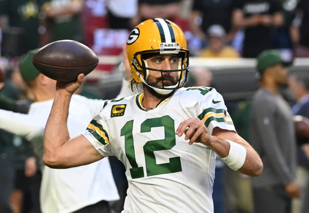 Aaron Rodgers Will Return for His 18th Season