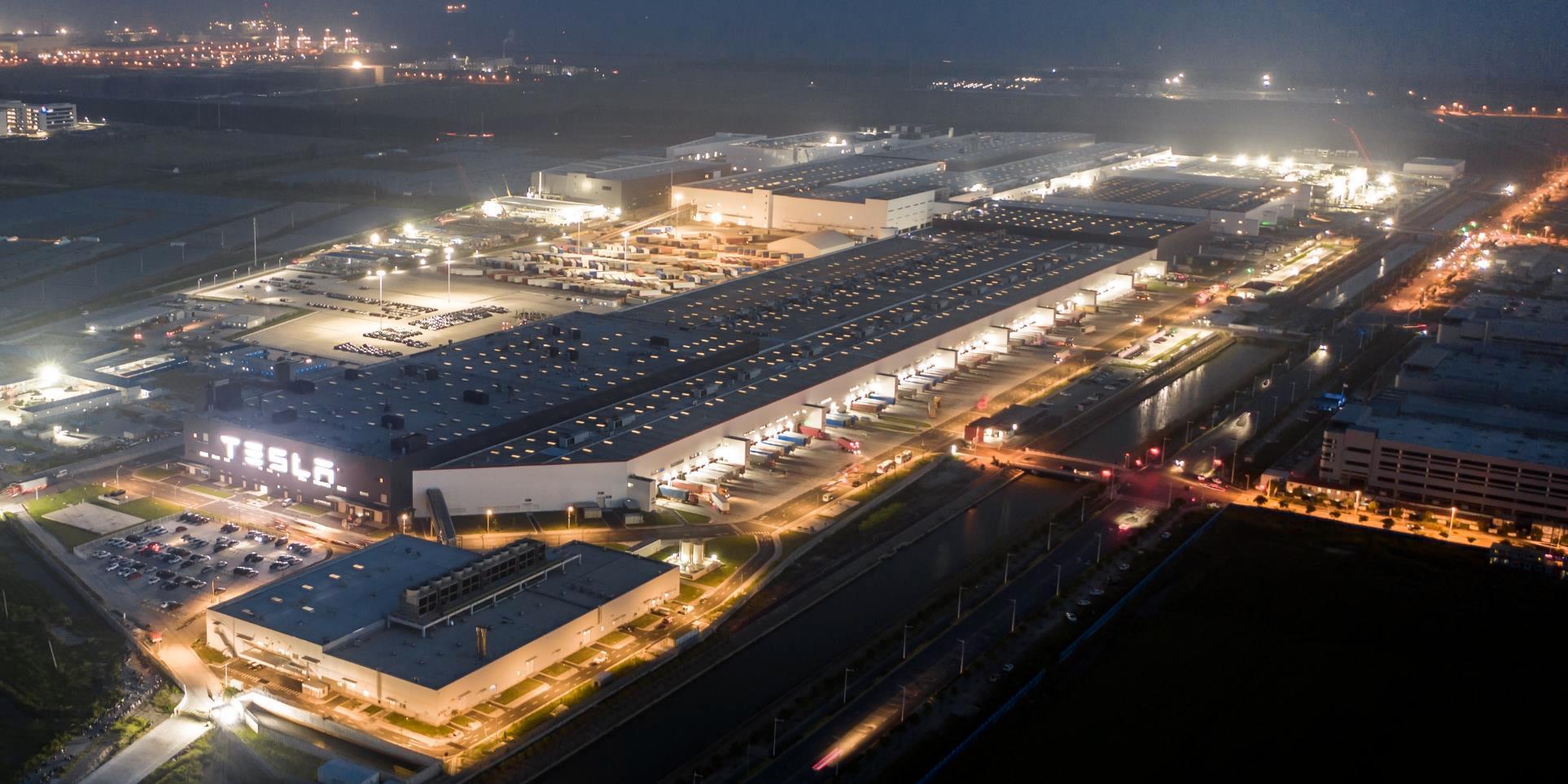 Tesla Halts Production in China Market Due to COVID Outbreak