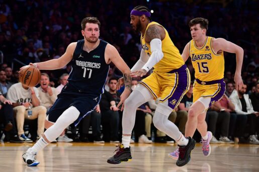 Mavericks Blow Big Lead but Rally to Defeat the Los Angeles Lakers