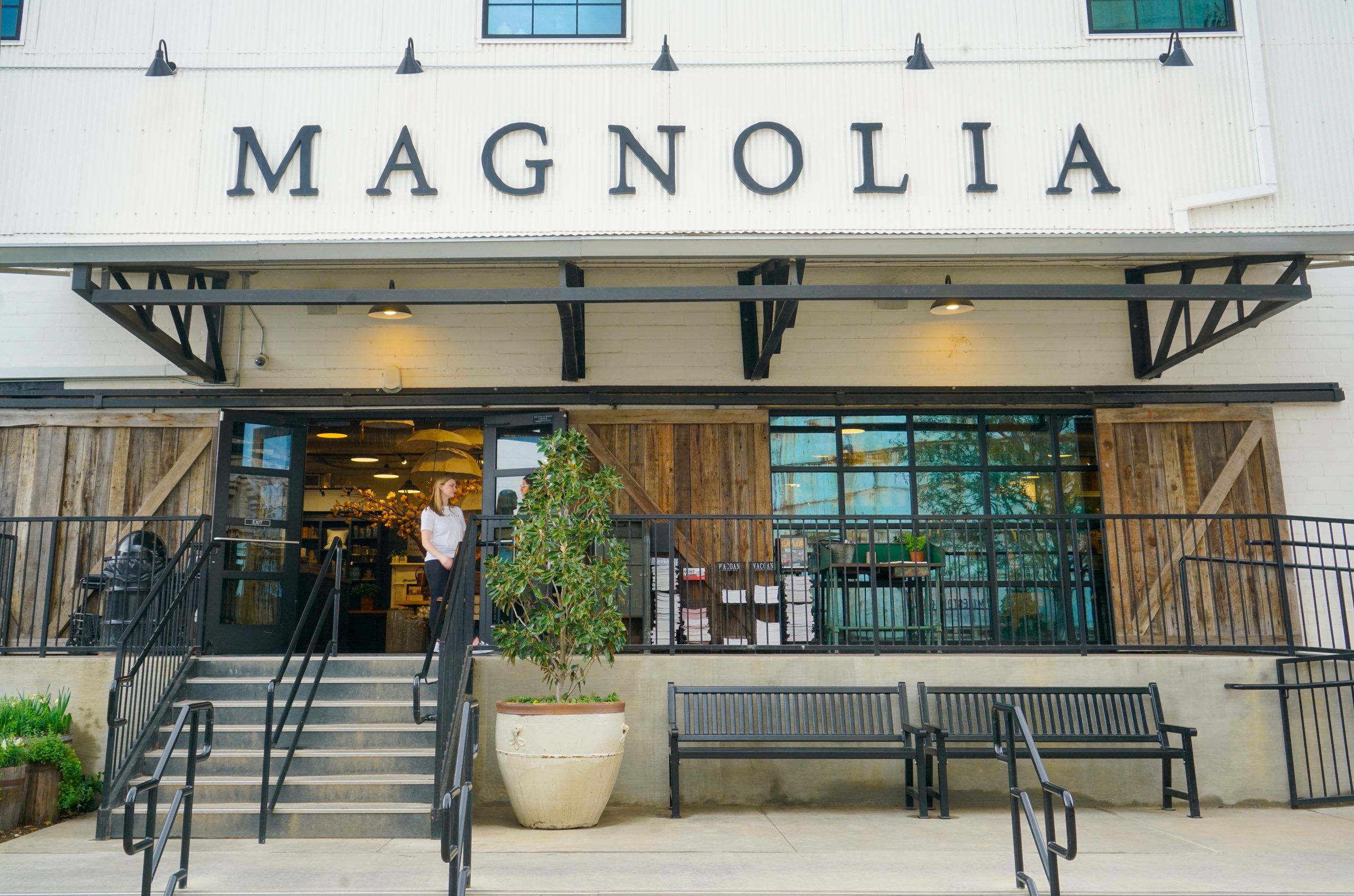 Chip and Joanna Gaines Expand Magnolia Realty to DFW