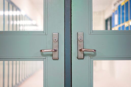 High School Locked Down Over Hostage Situation Misunderstanding