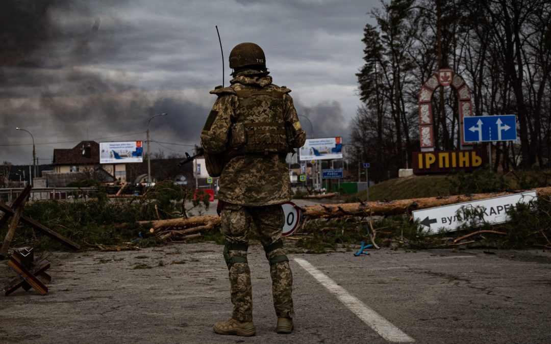 Rusia reposiciona tropas alrededor de Kyiv