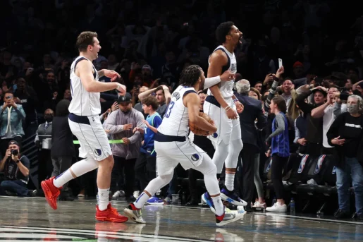 Dinwiddie’s Last-Second Shot Lifts Mavericks Past the Brooklyn Nets