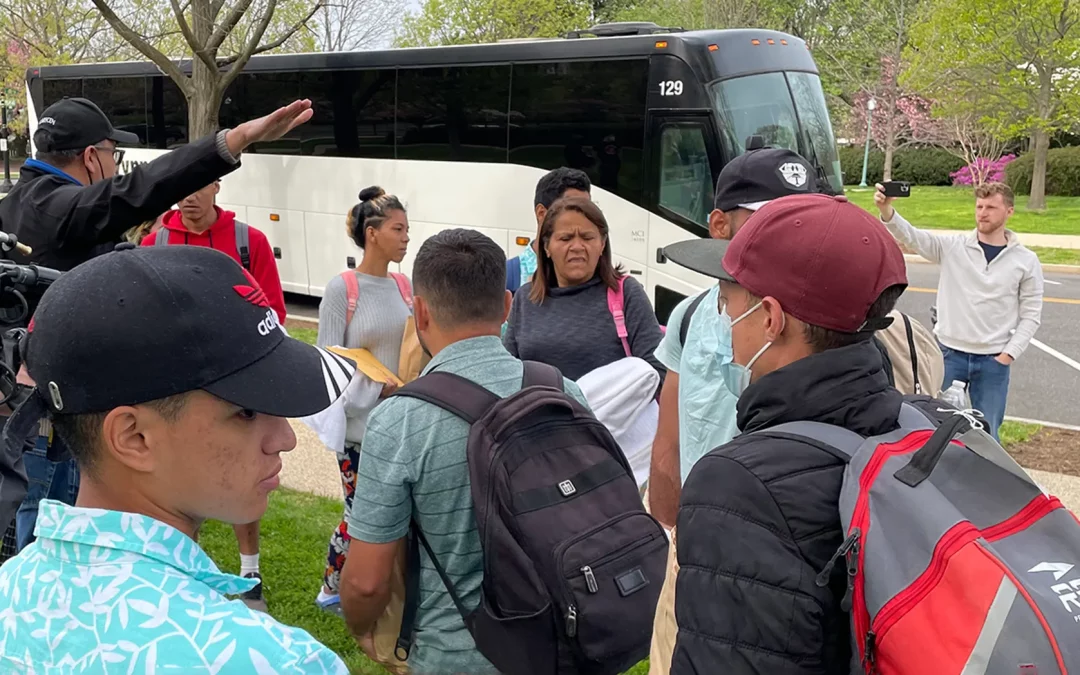 Abbott’s Busing of Migrants Criticized by Border Patrol Commissioner