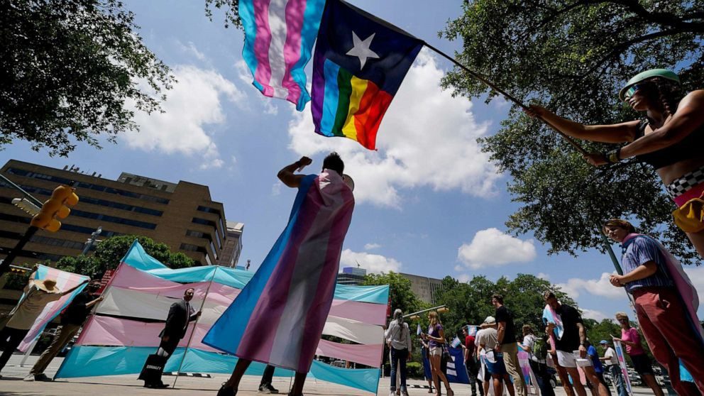 Texas Hospitals Continue Transgender Hormone Usage