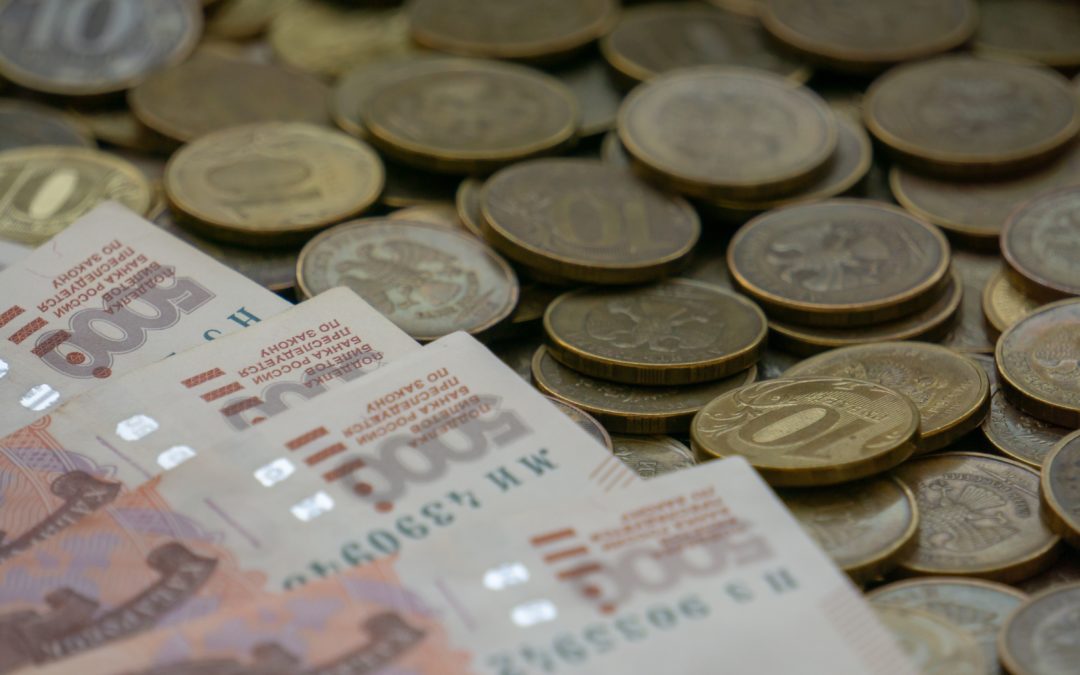 Russia Pegged Ruble to Gold, Now China Considers Similar Move