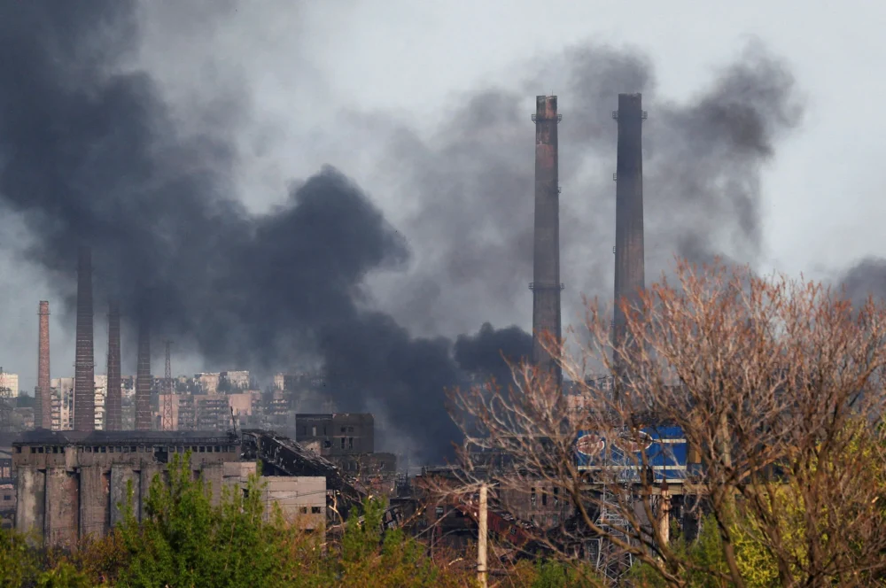 Russia Storms Mariupol Steel Mill Plant with Civilians Inside