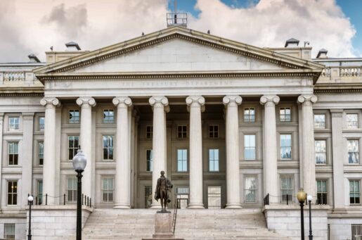 U.S. Treasury to Cut Auction Sizes in Next Refunding Process