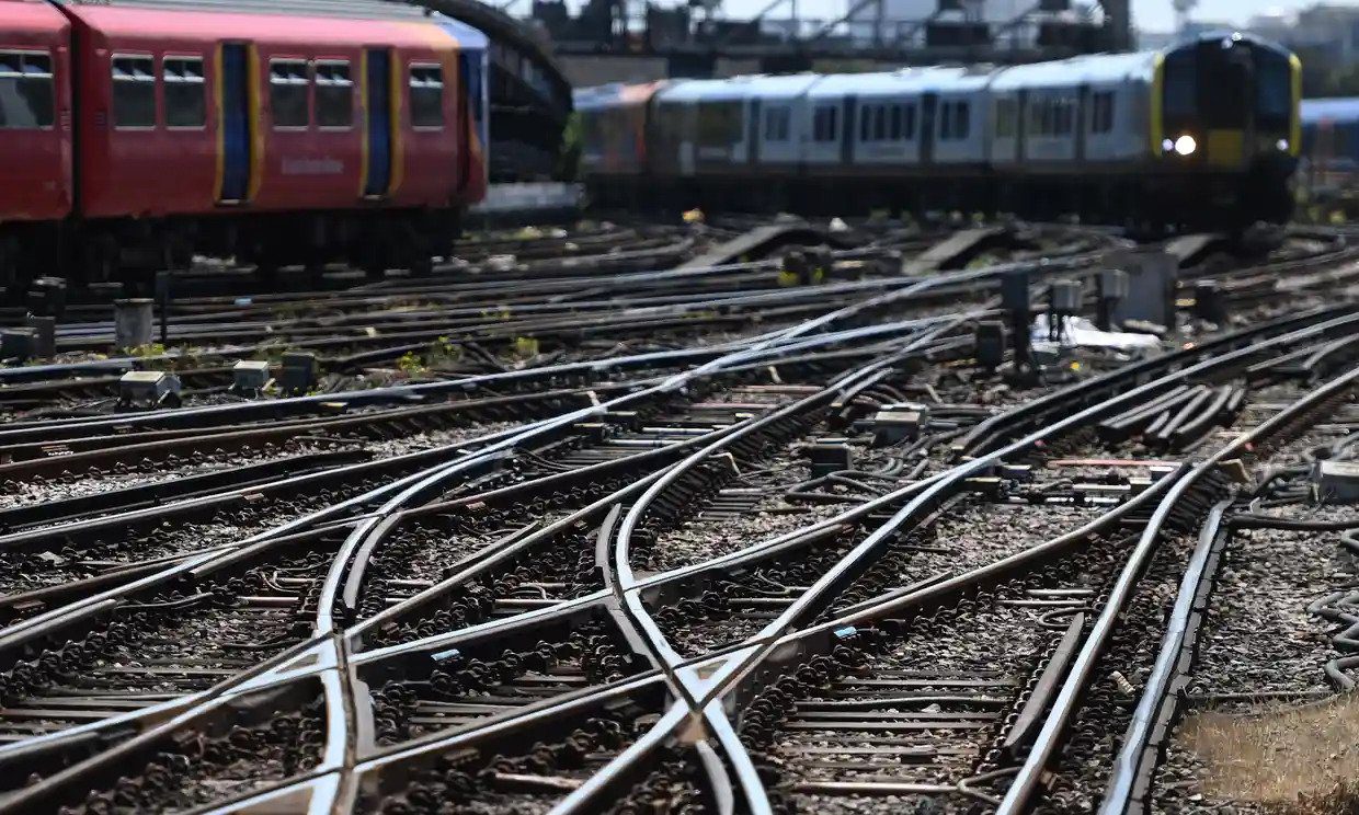 40,000 UK Rail Workers to Strike