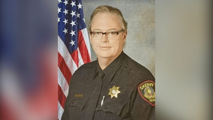Sheriff’s Deputy Dies While Responding to Call