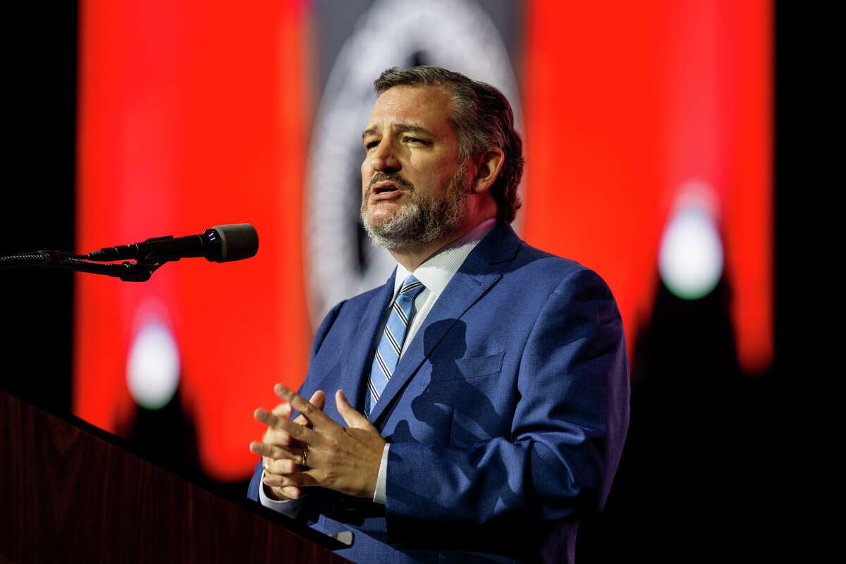 Ted Cruz Speaks at NRA Convention