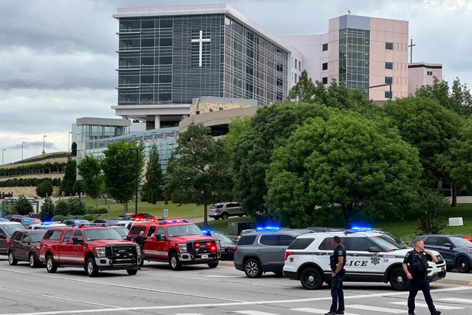 Five Dead Including Gunman in Tulsa Hospital Shooting