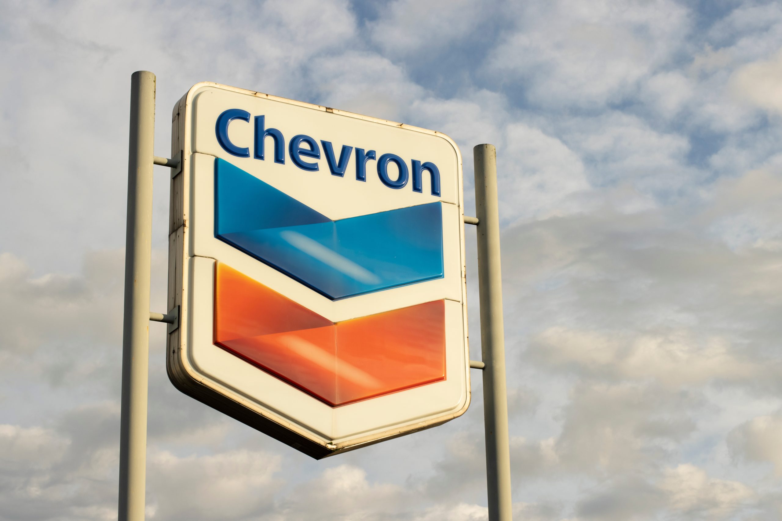 Chevron Sign
