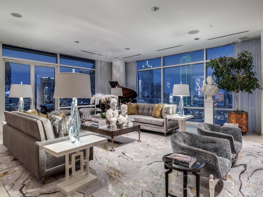 $2.1 Million Dallas Condominium Listed
