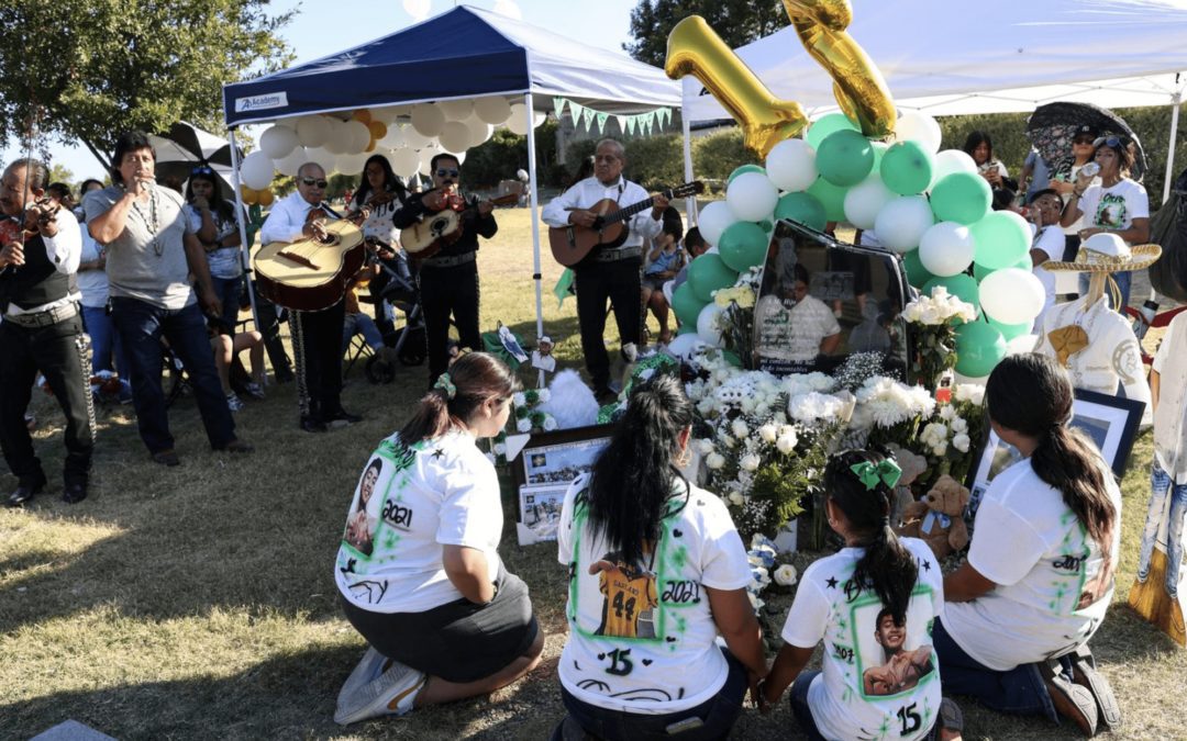 Familia honra a adolescente local asesinado en su cumpleaños número 15