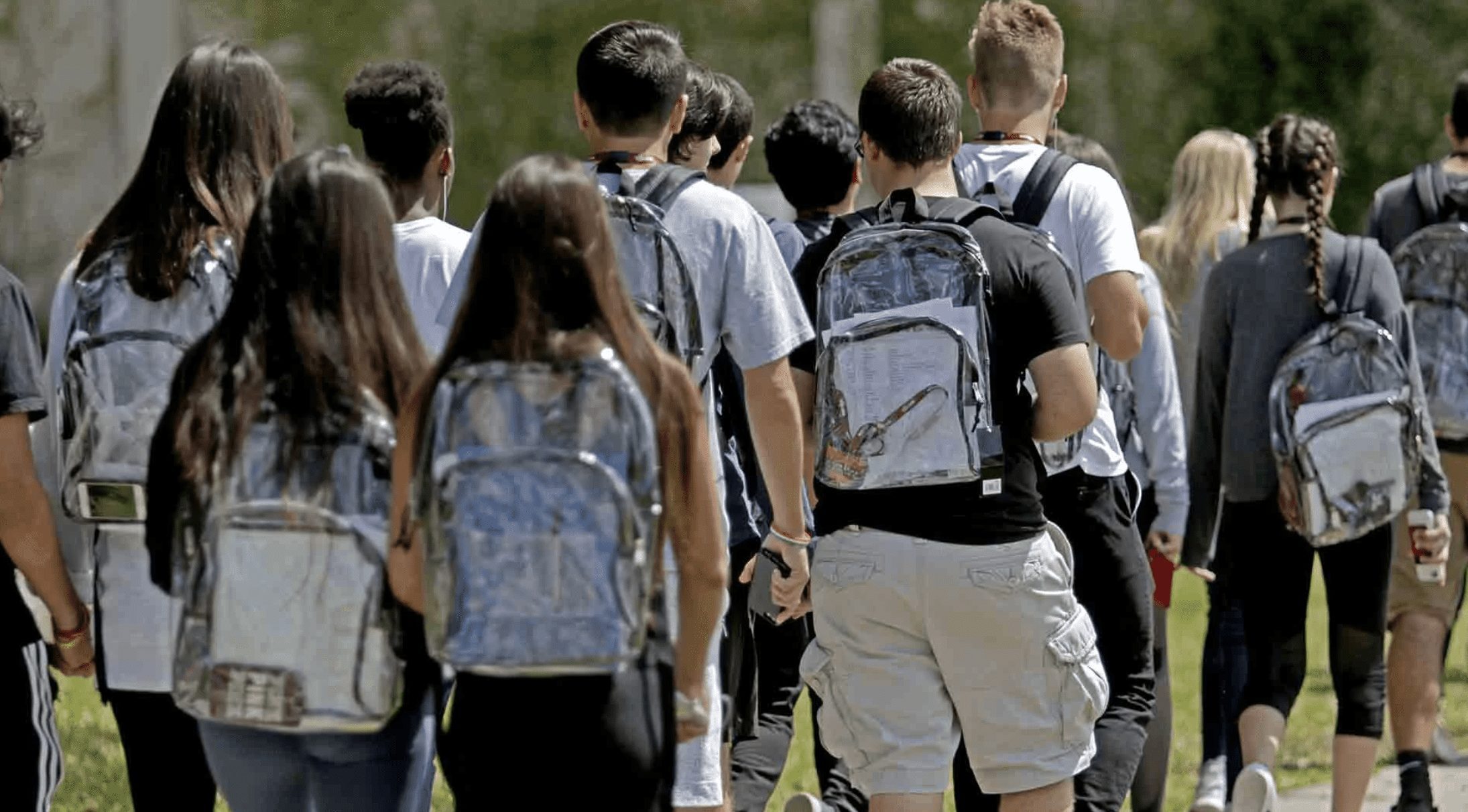 Dallas ISD Mandates Clear Backpacks For Secondary Students