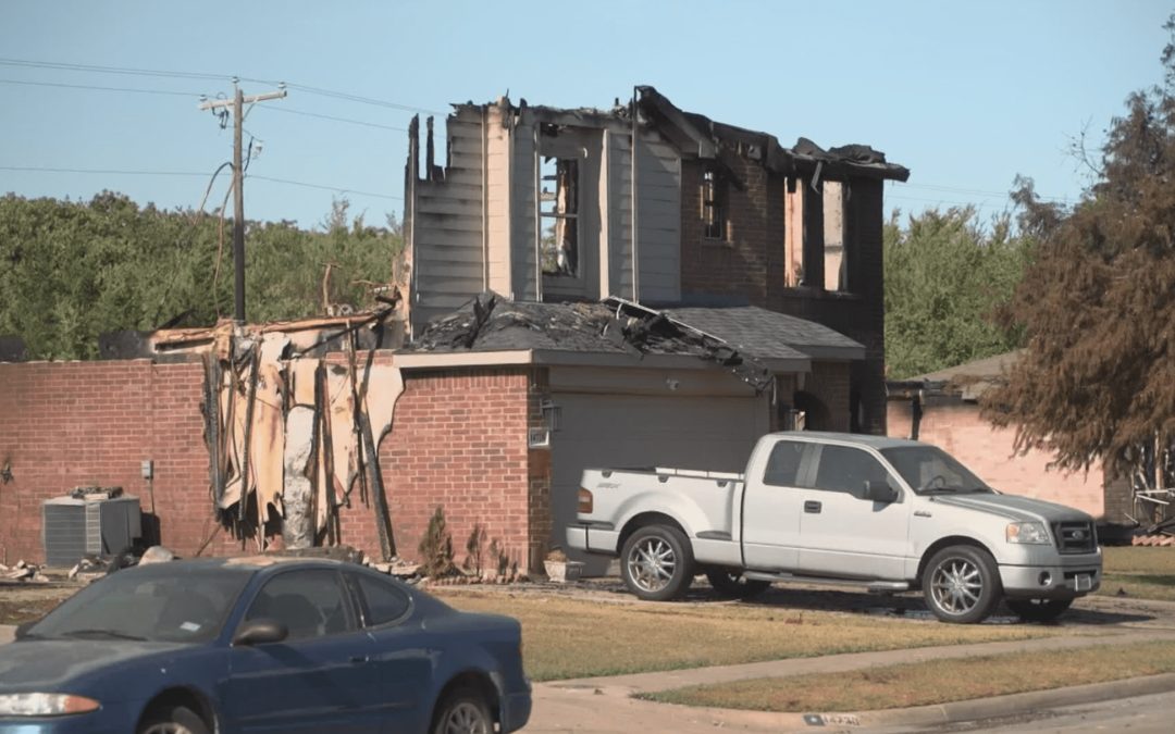 Las familias lloran las casas perdidas por el fuego
