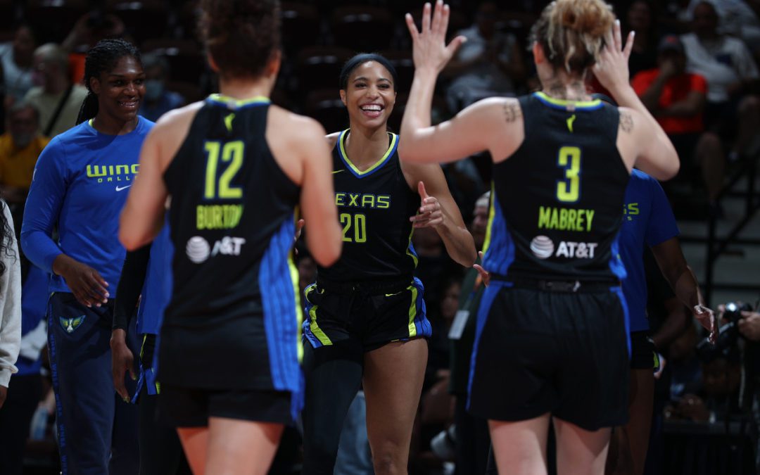 Dallas Wings obtiene su primera victoria en los playoffs de la WNBA
