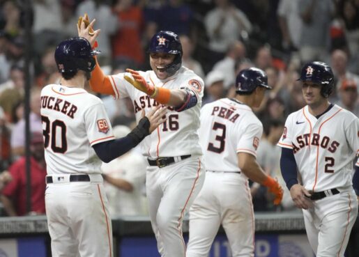 Astros Whack Perez, Rangers 7-5