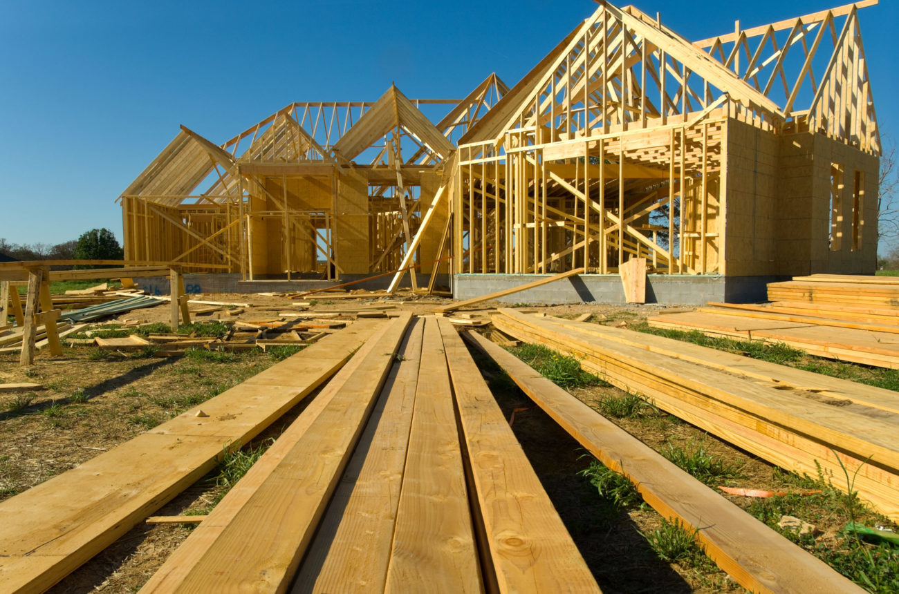 Homebuilders Lower Prices Amid Dwindling Sentiment 