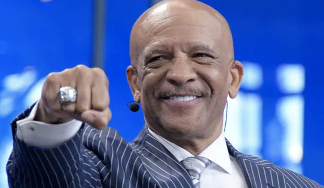Drew Pearson Urges Cowboys to Sign Free Agent QB