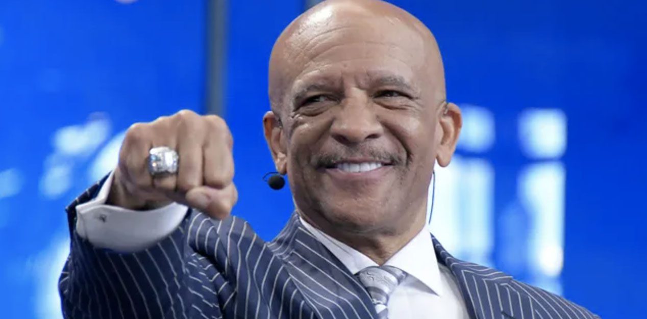 Drew Pearson Urges Cowboys to Sign Free Agent QB