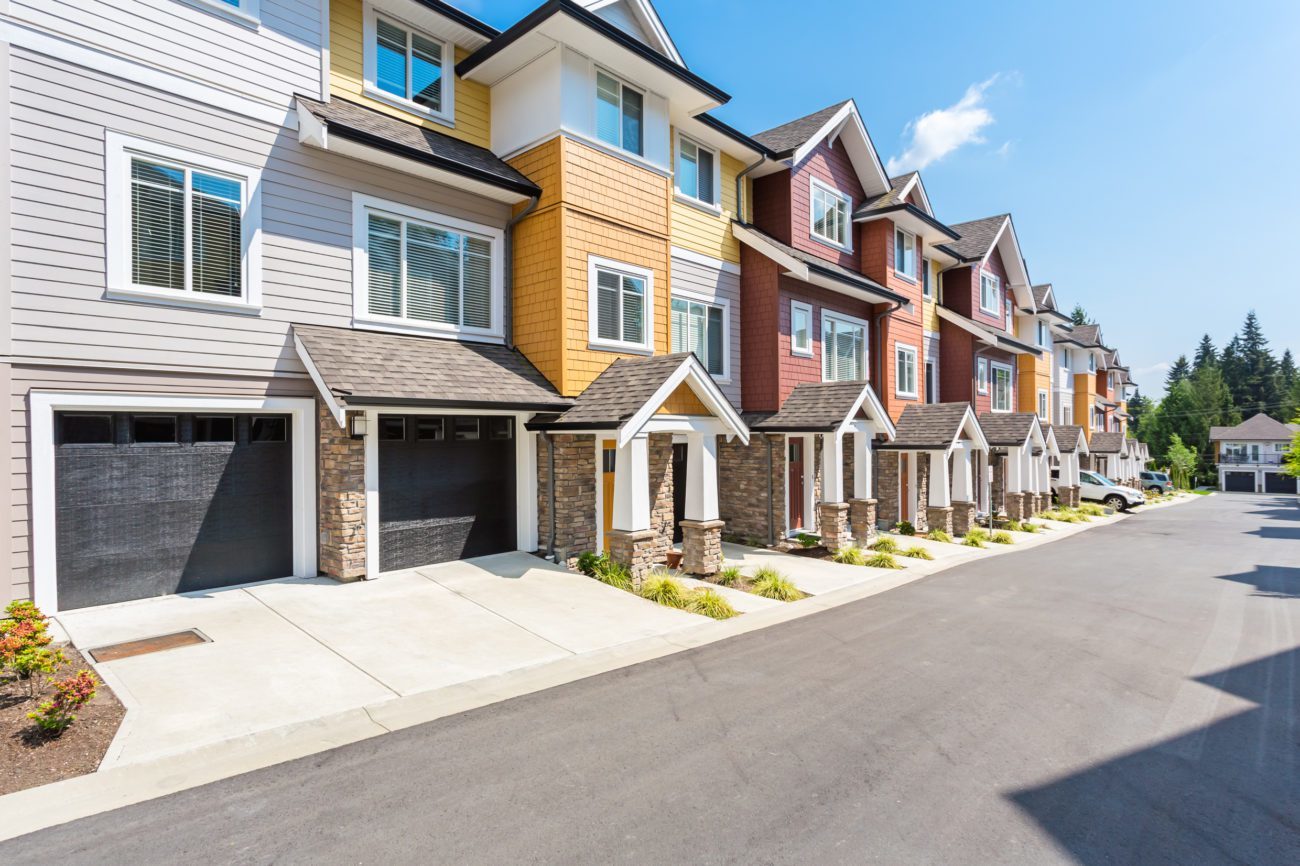 Townhouse vs. Condo: Which You Should Buy
