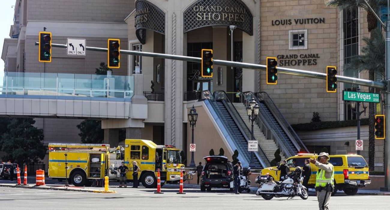 Two Dead, Six Injured in Las Vegas Stabbings